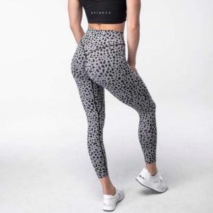 Balance Athletica now Vitality Snow Leopard Leggings